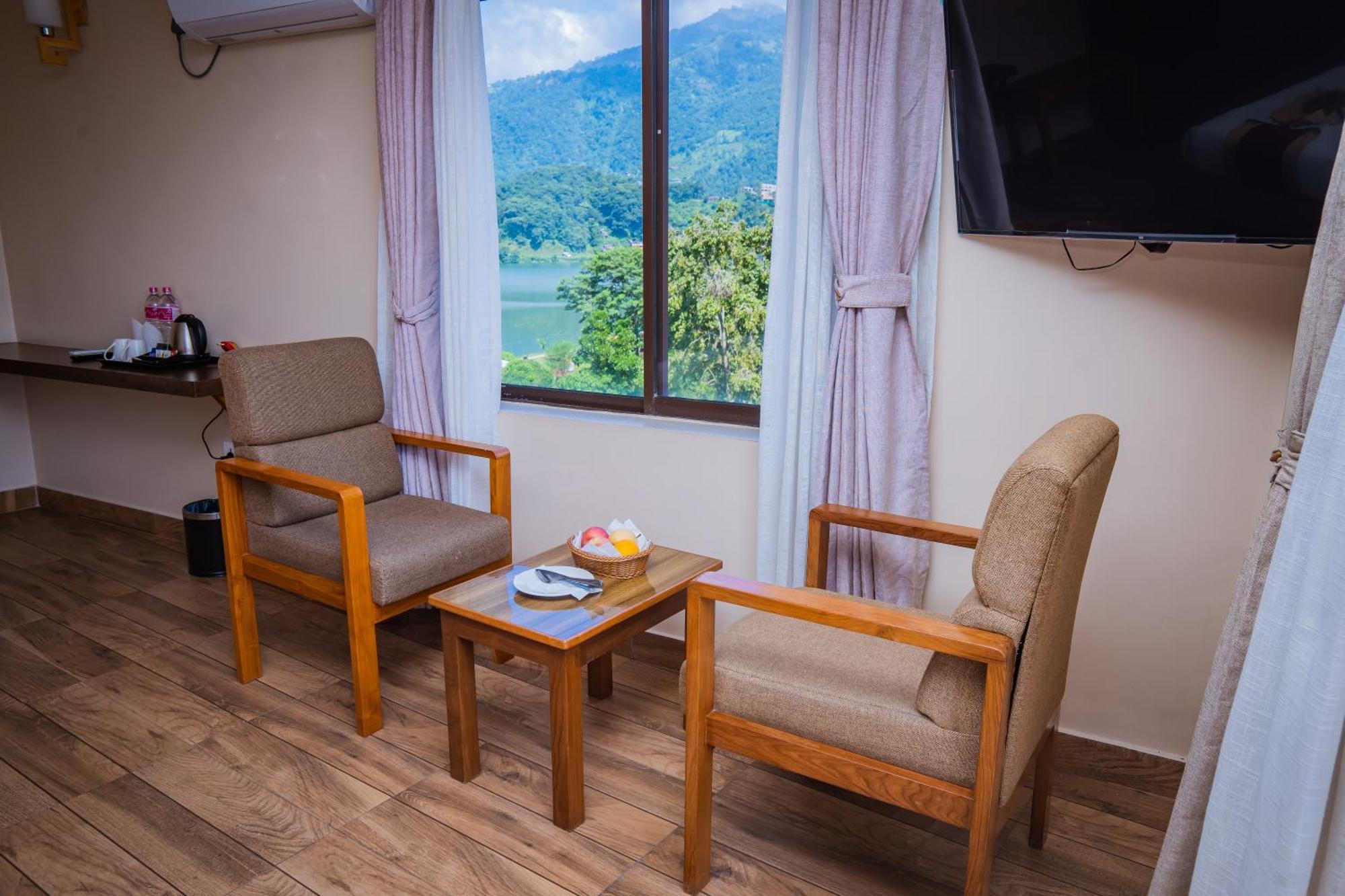 Hotel Fewa Camp โพคารา ภายนอก รูปภาพ