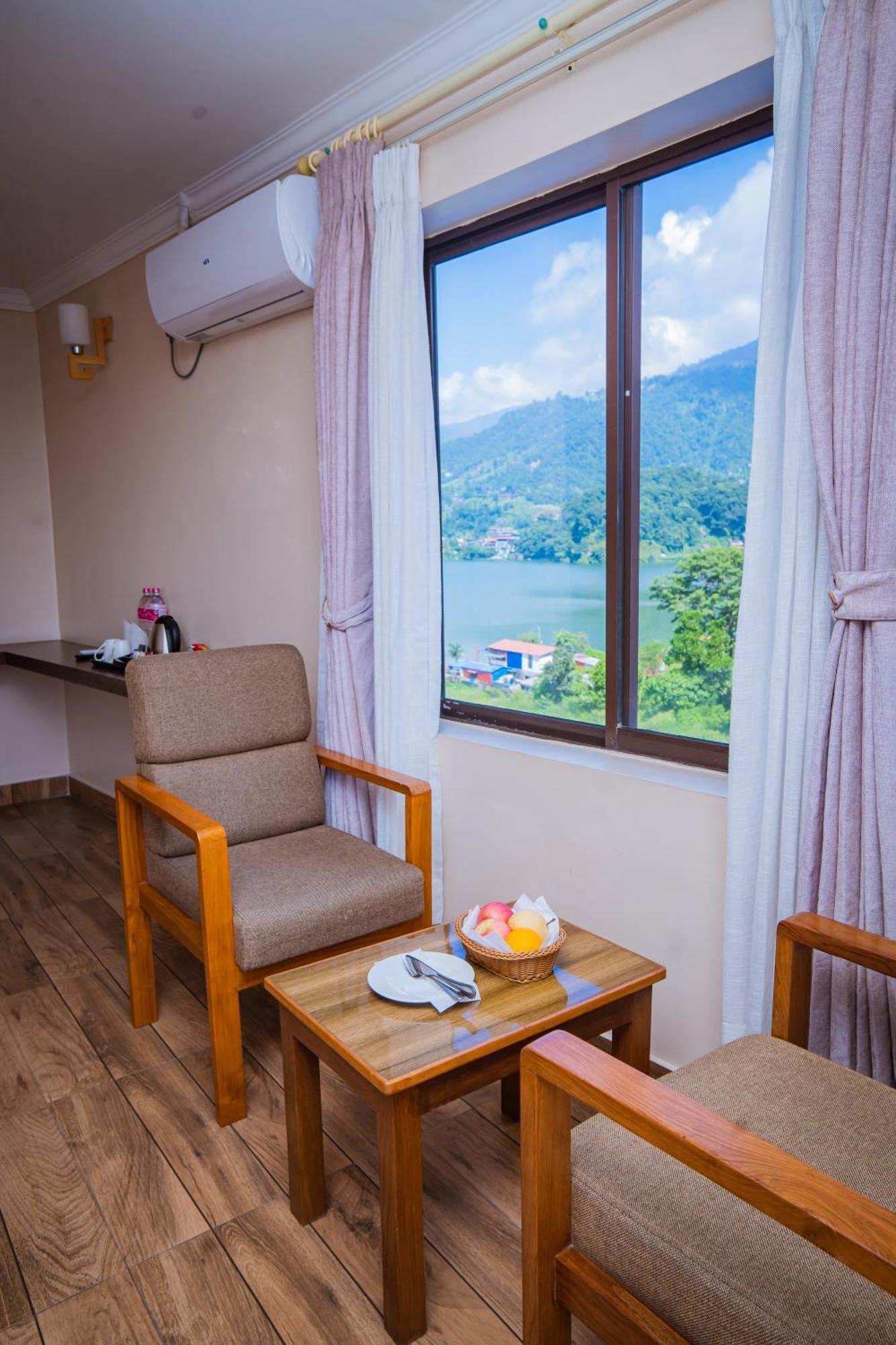 Hotel Fewa Camp โพคารา ภายนอก รูปภาพ