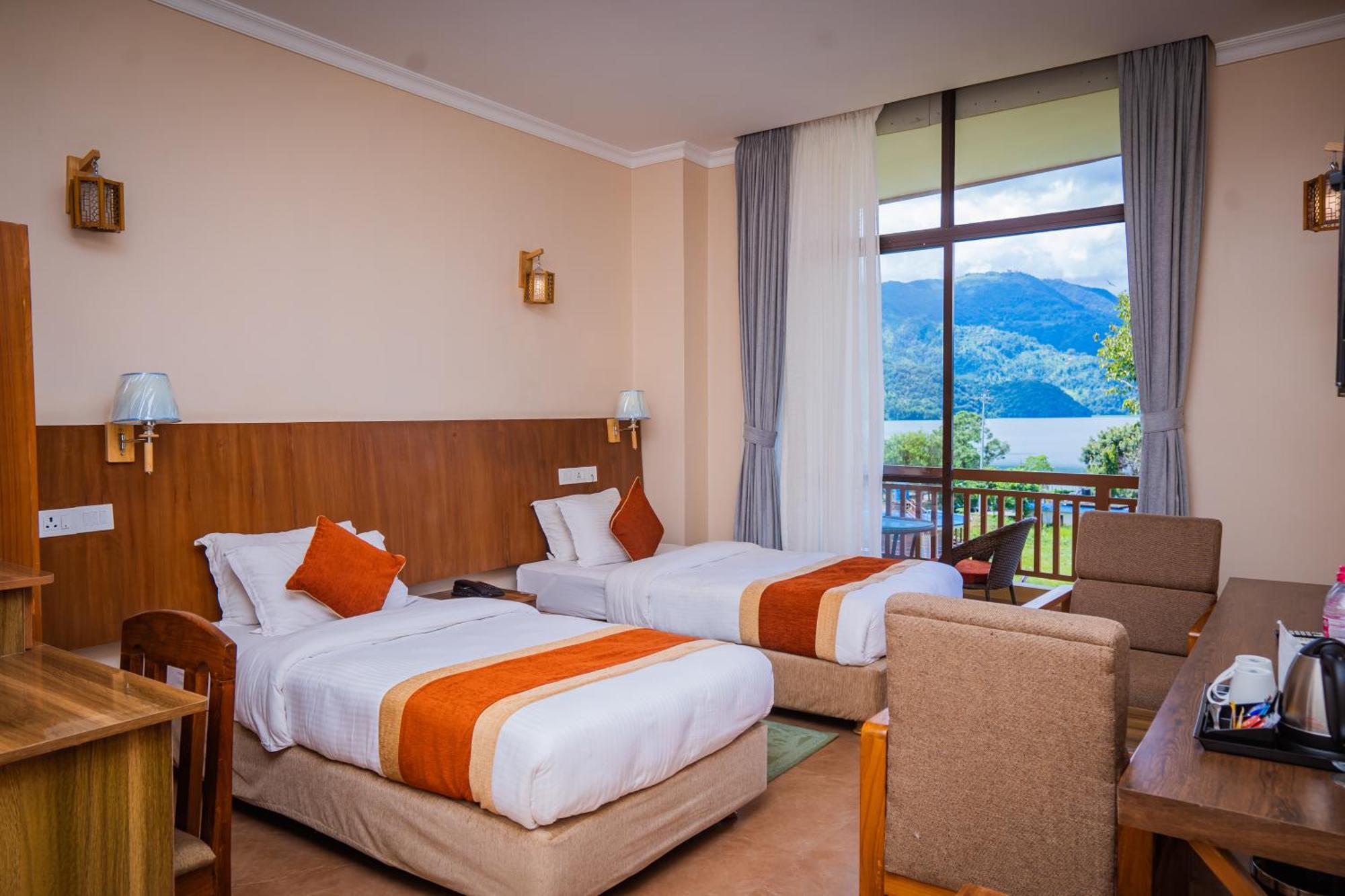 Hotel Fewa Camp โพคารา ภายนอก รูปภาพ
